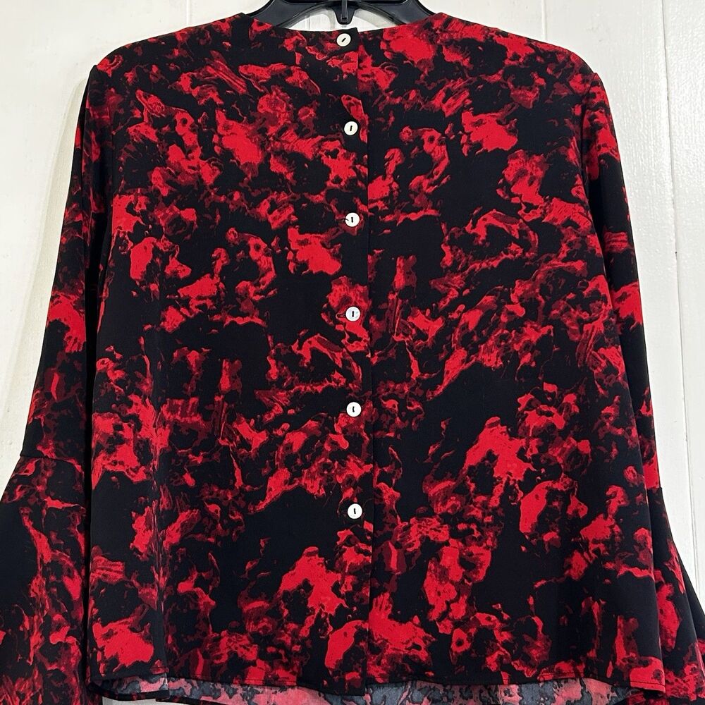 Carmen Marc Valvo Black & Red Floral Long Bell Sleeve Blouse Top Size Small - Picture 5 of 11